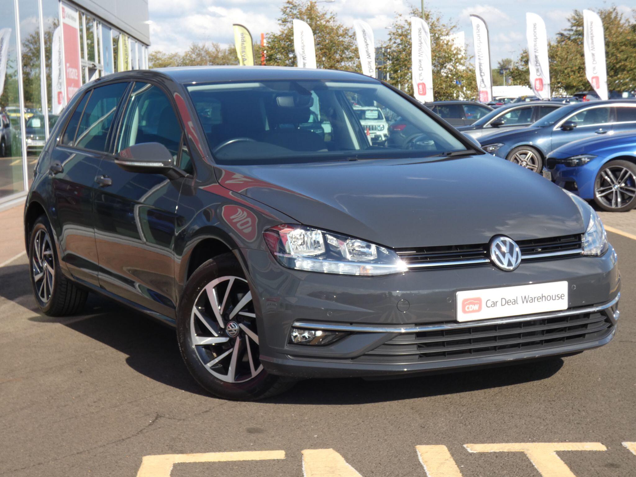 Main listing image - Volkswagen Golf