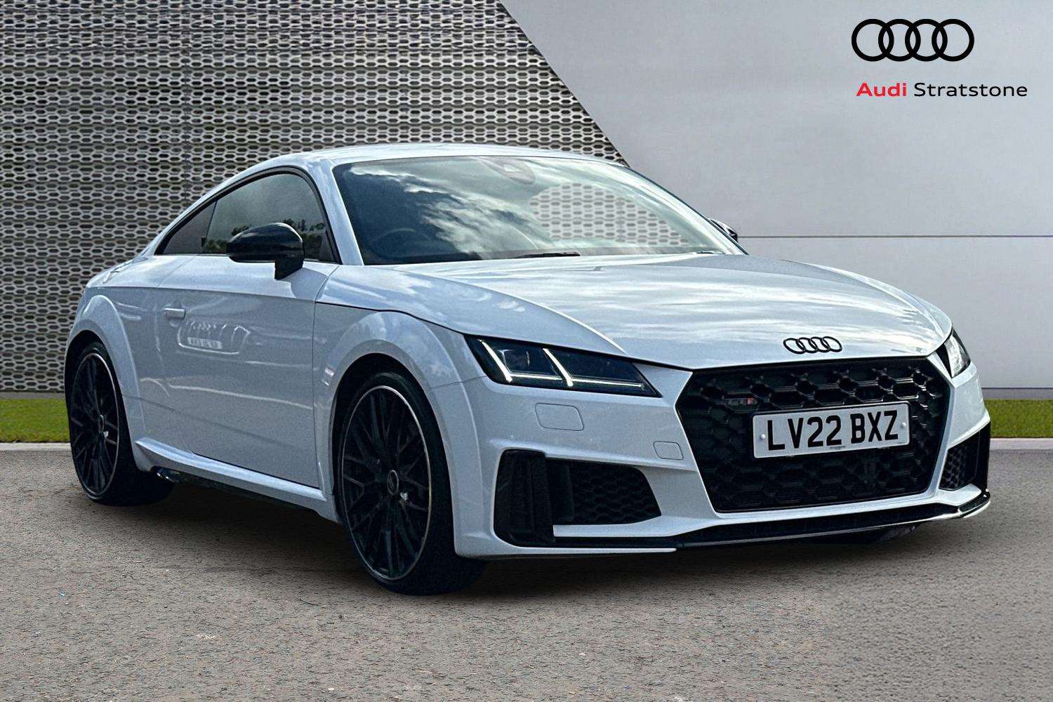 Main listing image - Audi TT S