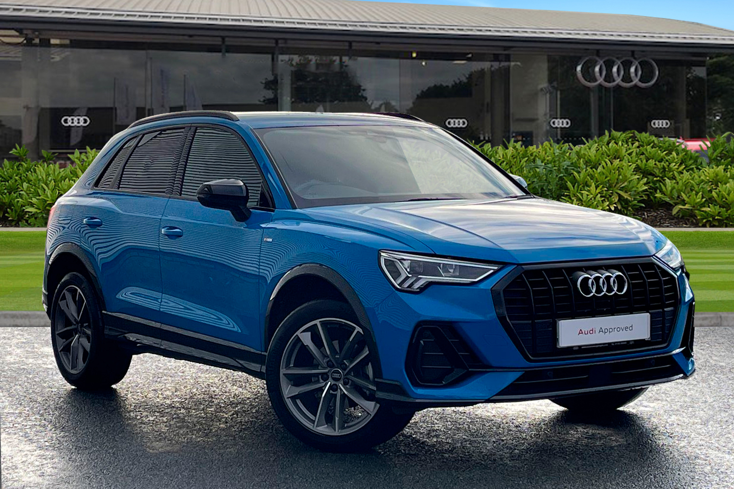 Main listing image - Audi Q3