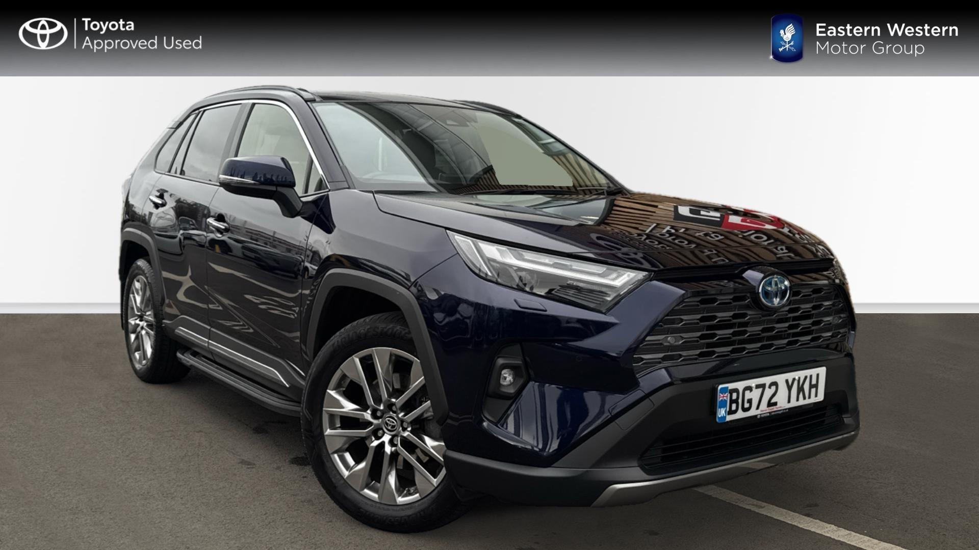 Main listing image - Toyota RAV4