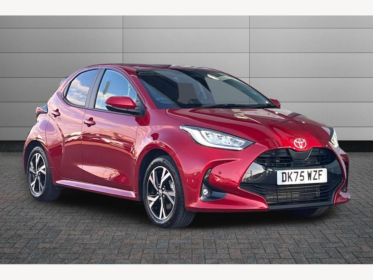Main listing image - Toyota Yaris
