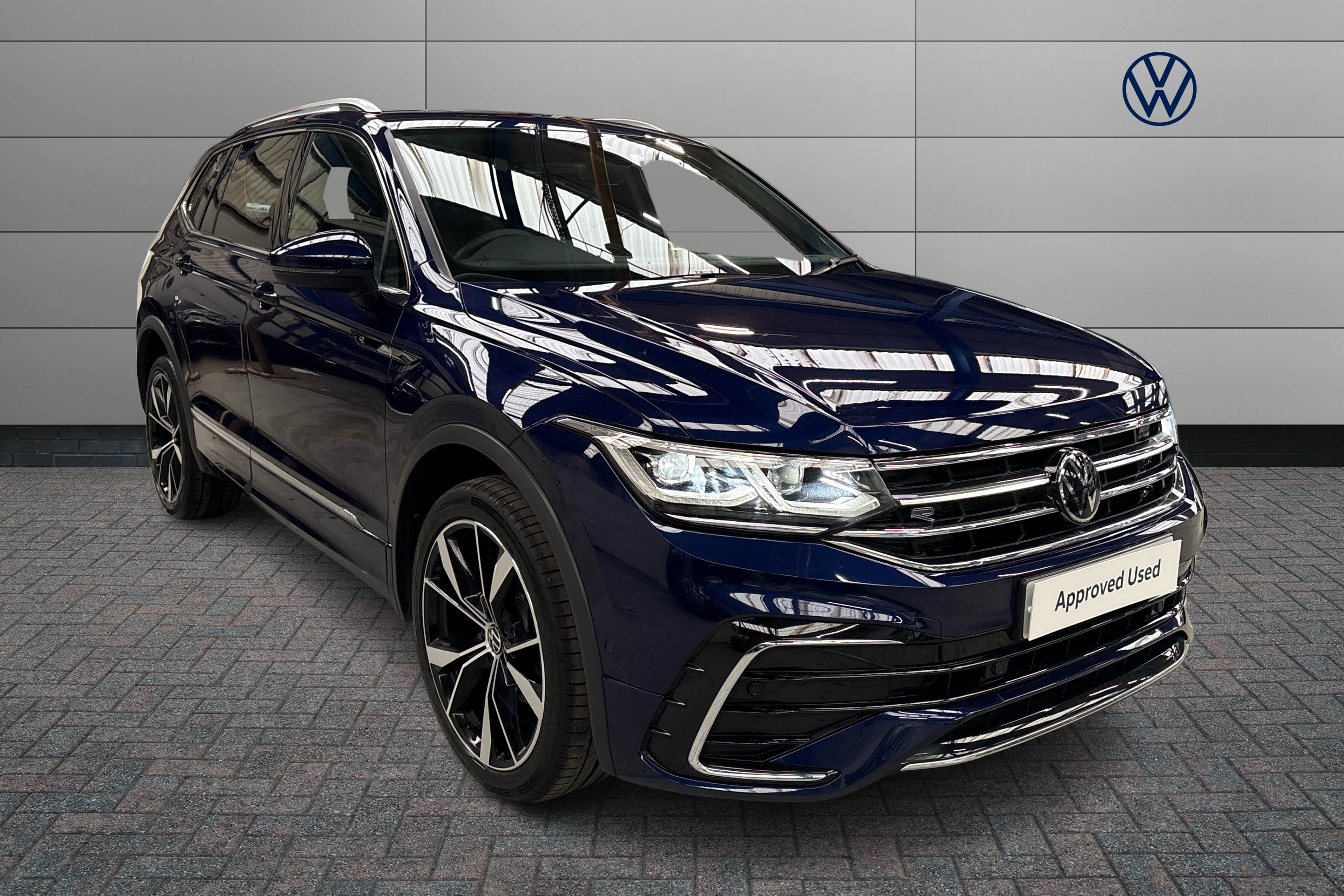 Main listing image - Volkswagen Tiguan Allspace