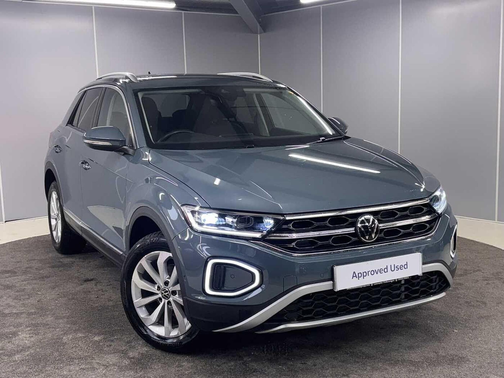 Main listing image - Volkswagen T-Roc