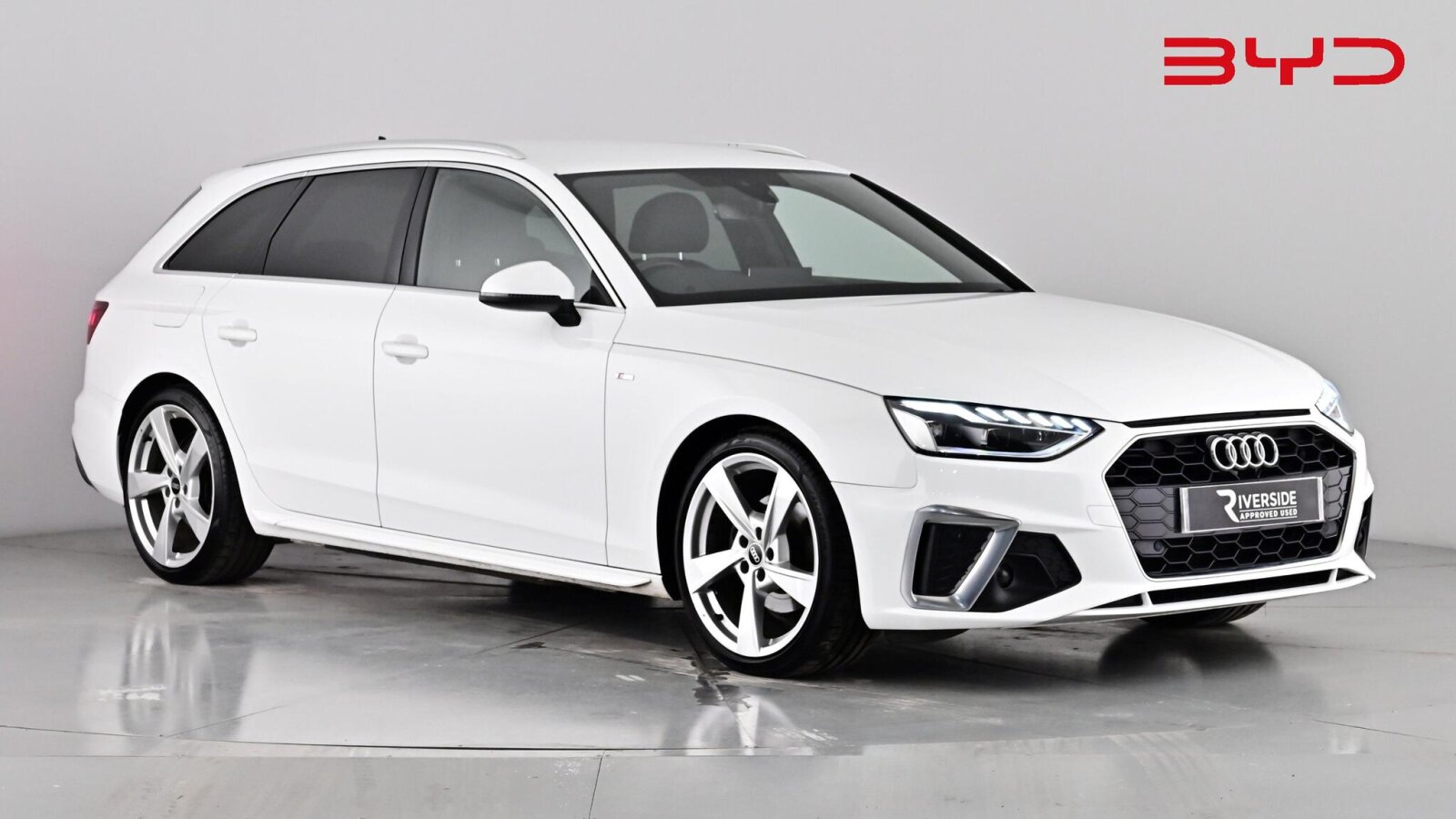 Main listing image - Audi A4 Avant
