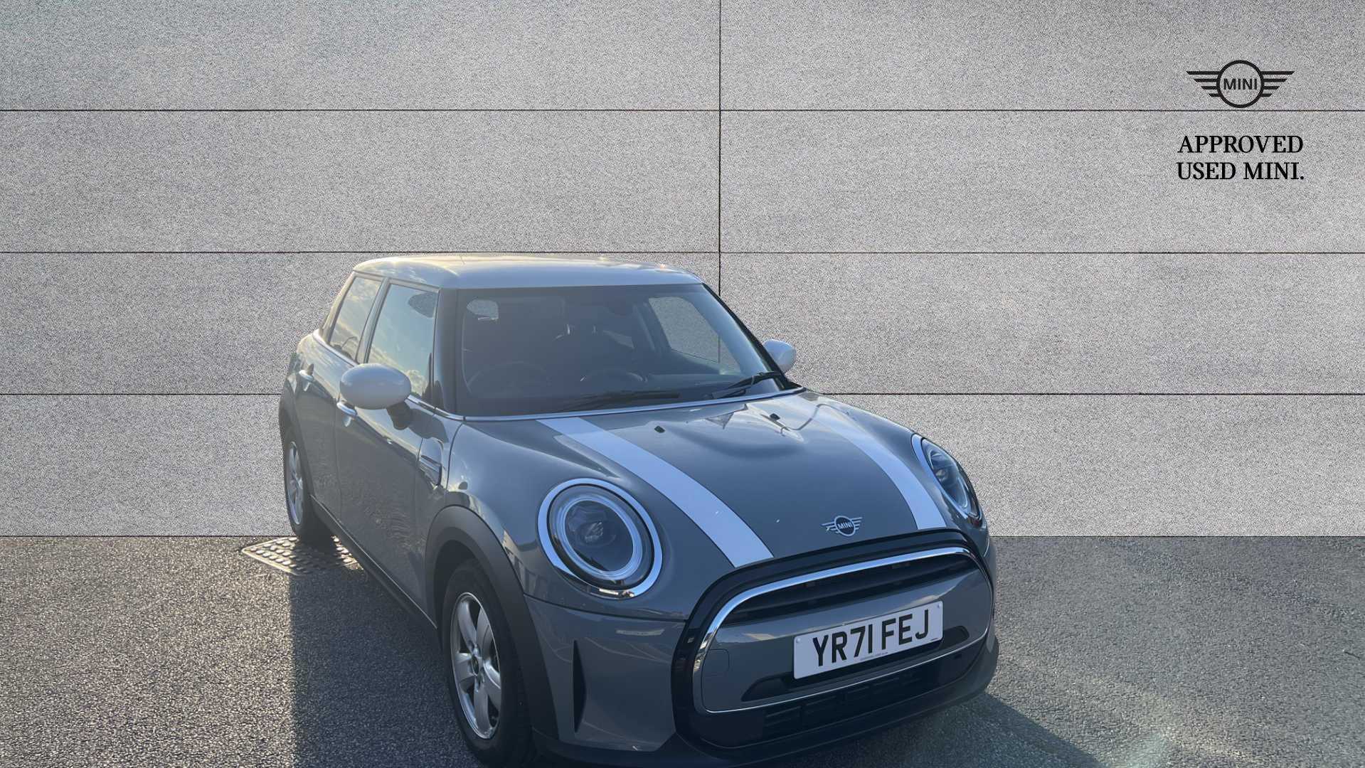 Main listing image - MINI Hatchback 5dr