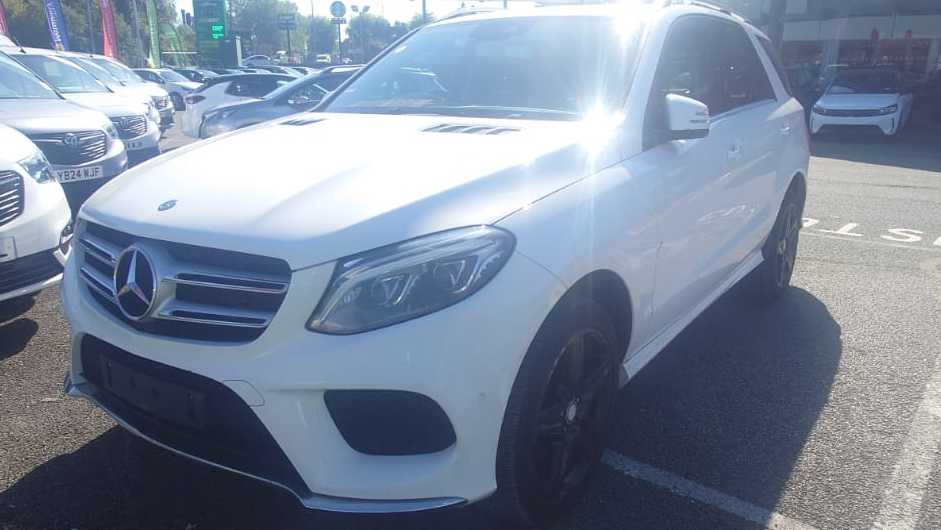 Main listing image - Mercedes-Benz GLE