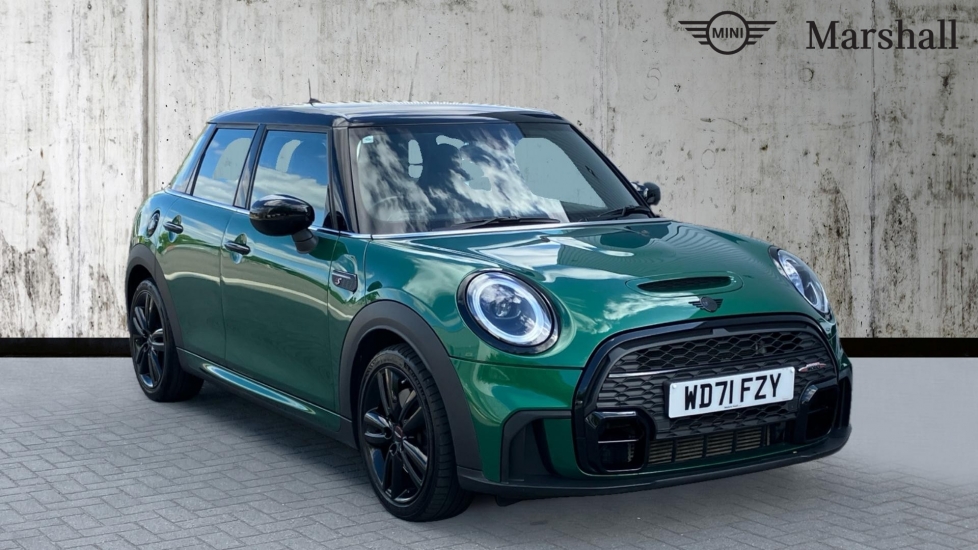 Main listing image - MINI Hatchback 5dr