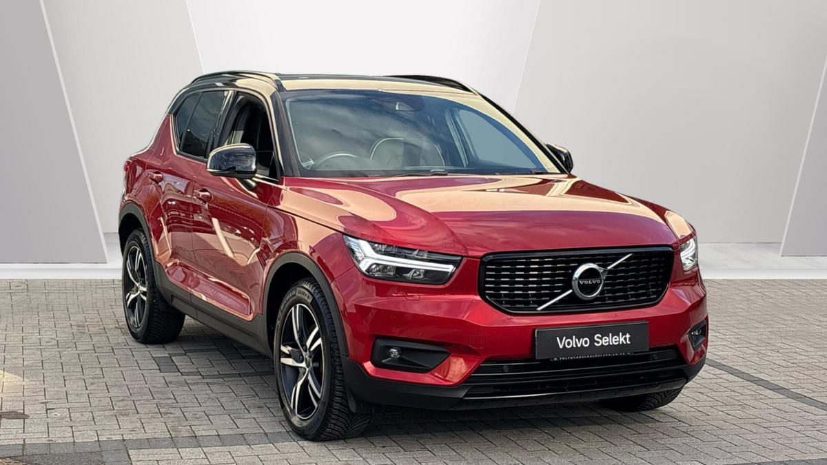 Main listing image - Volvo XC40