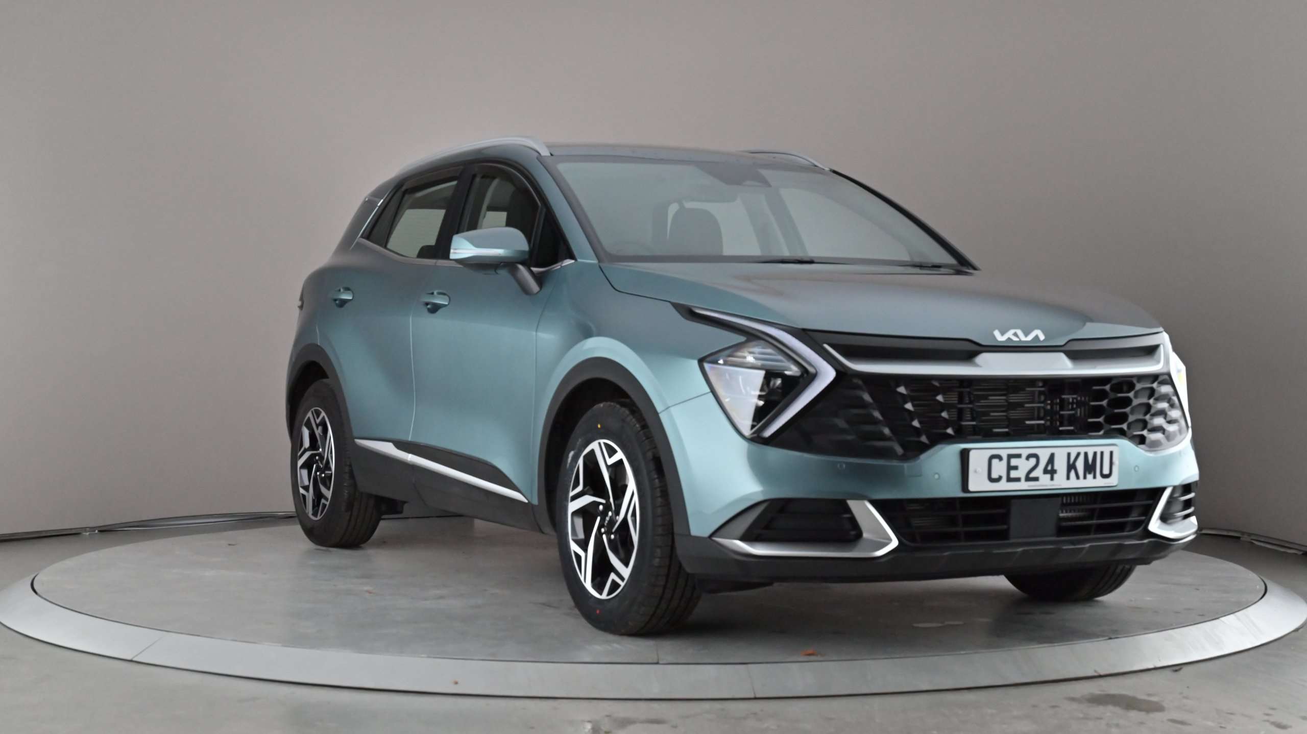 Main listing image - Kia Sportage