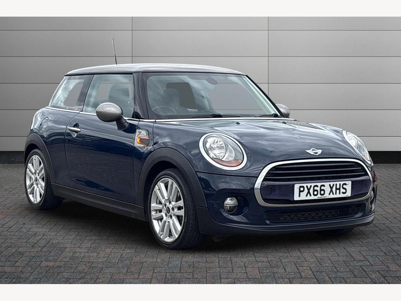 Main listing image - MINI Hatchback