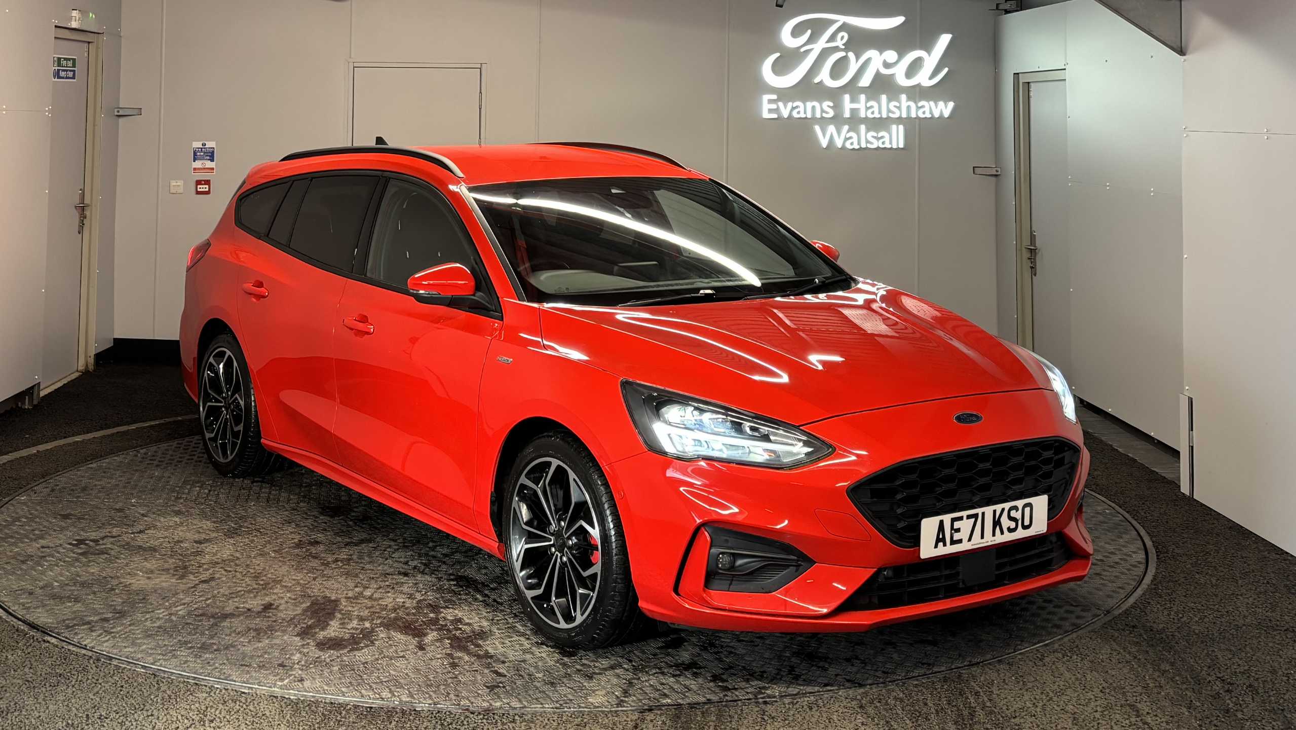 Main listing image - Ford Focus Estate