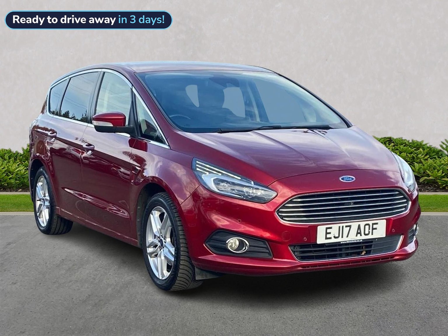 Main listing image - Ford S-MAX