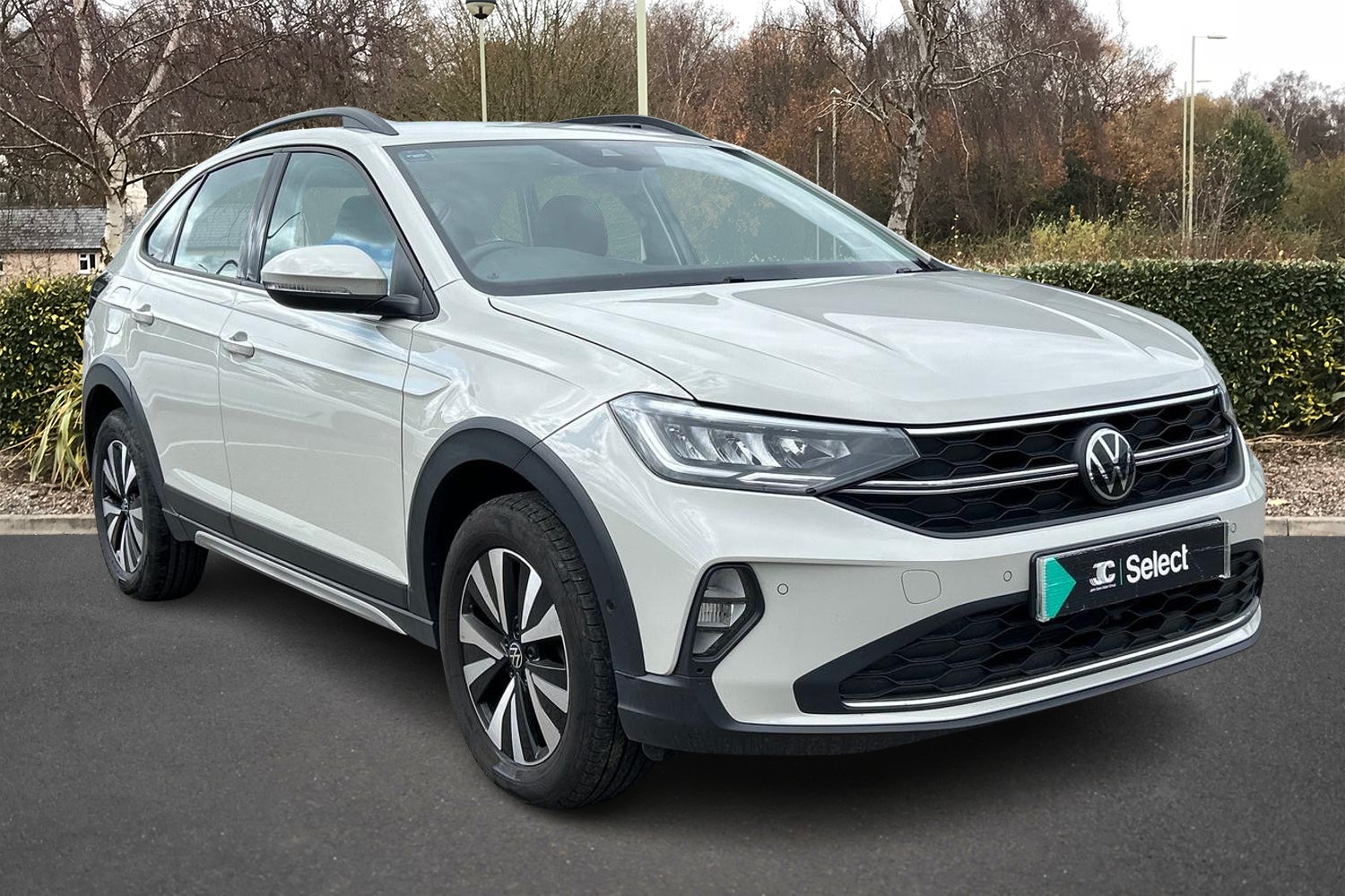 Main listing image - Volkswagen Taigo