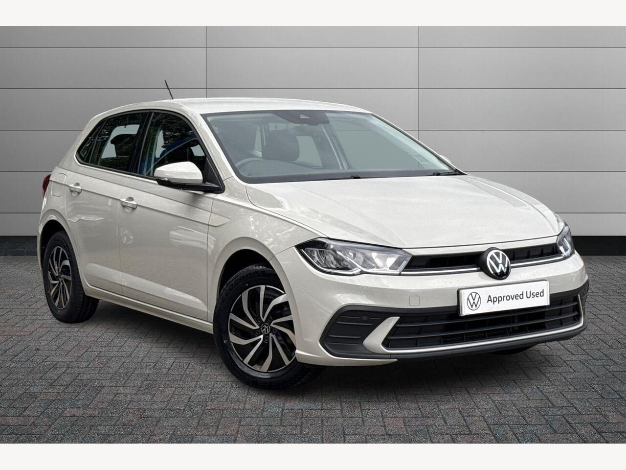 Main listing image - Volkswagen Polo