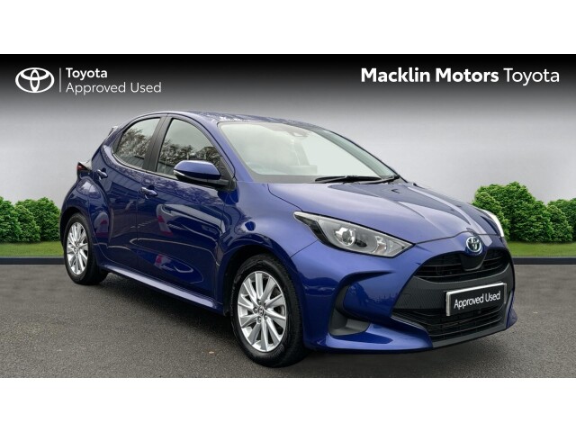 Main listing image - Toyota Yaris