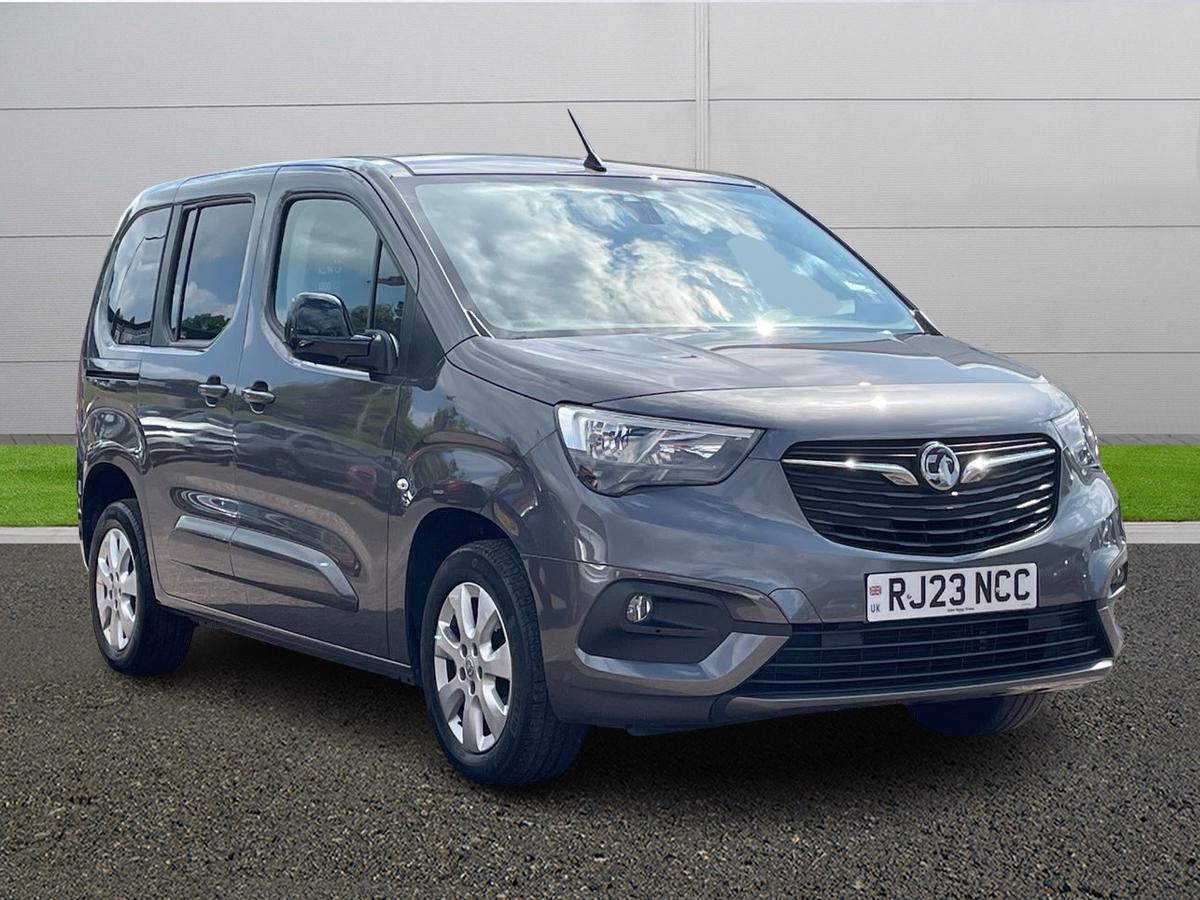 Main listing image - Vauxhall Combo Life