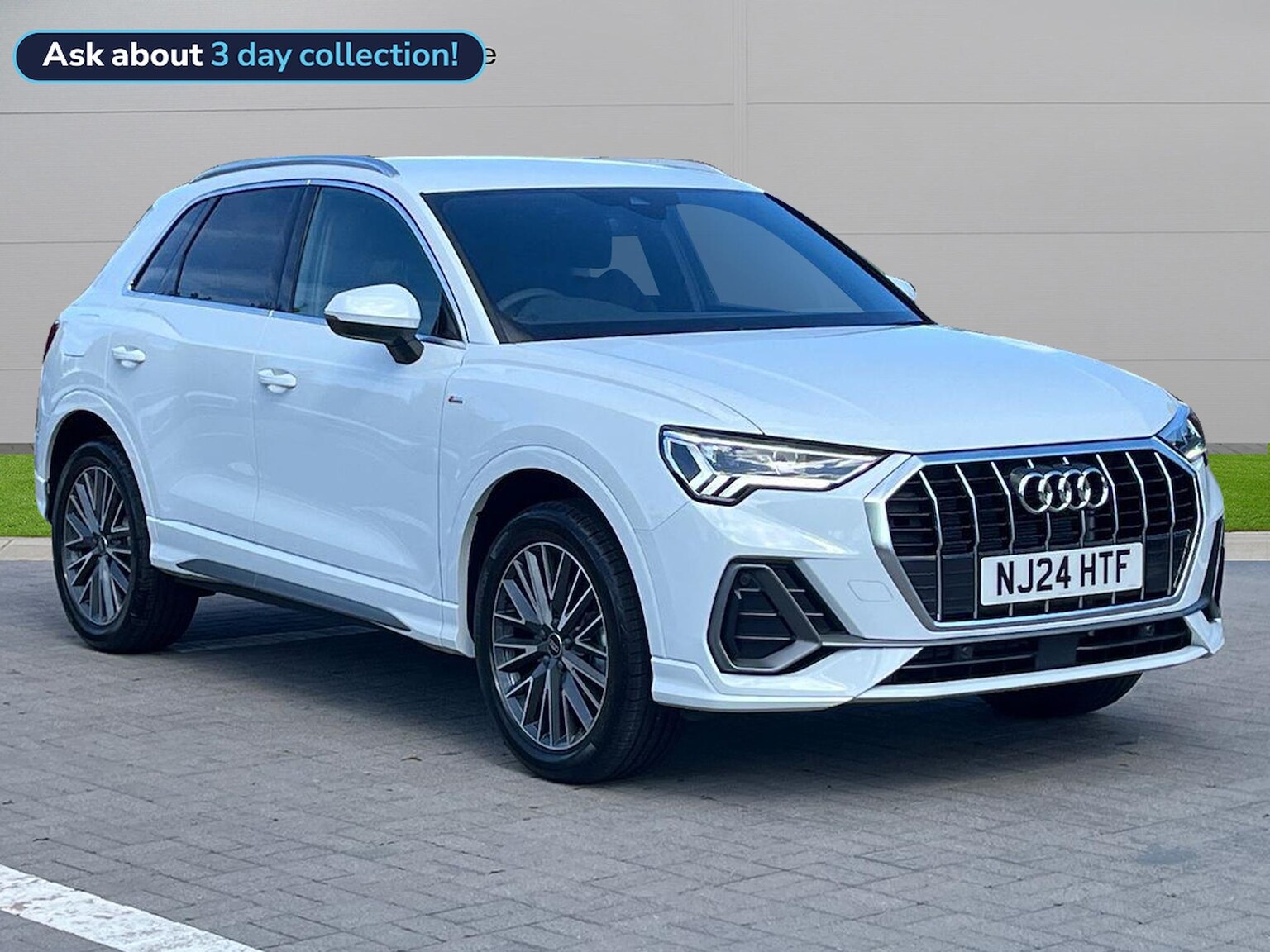 Main listing image - Audi Q3
