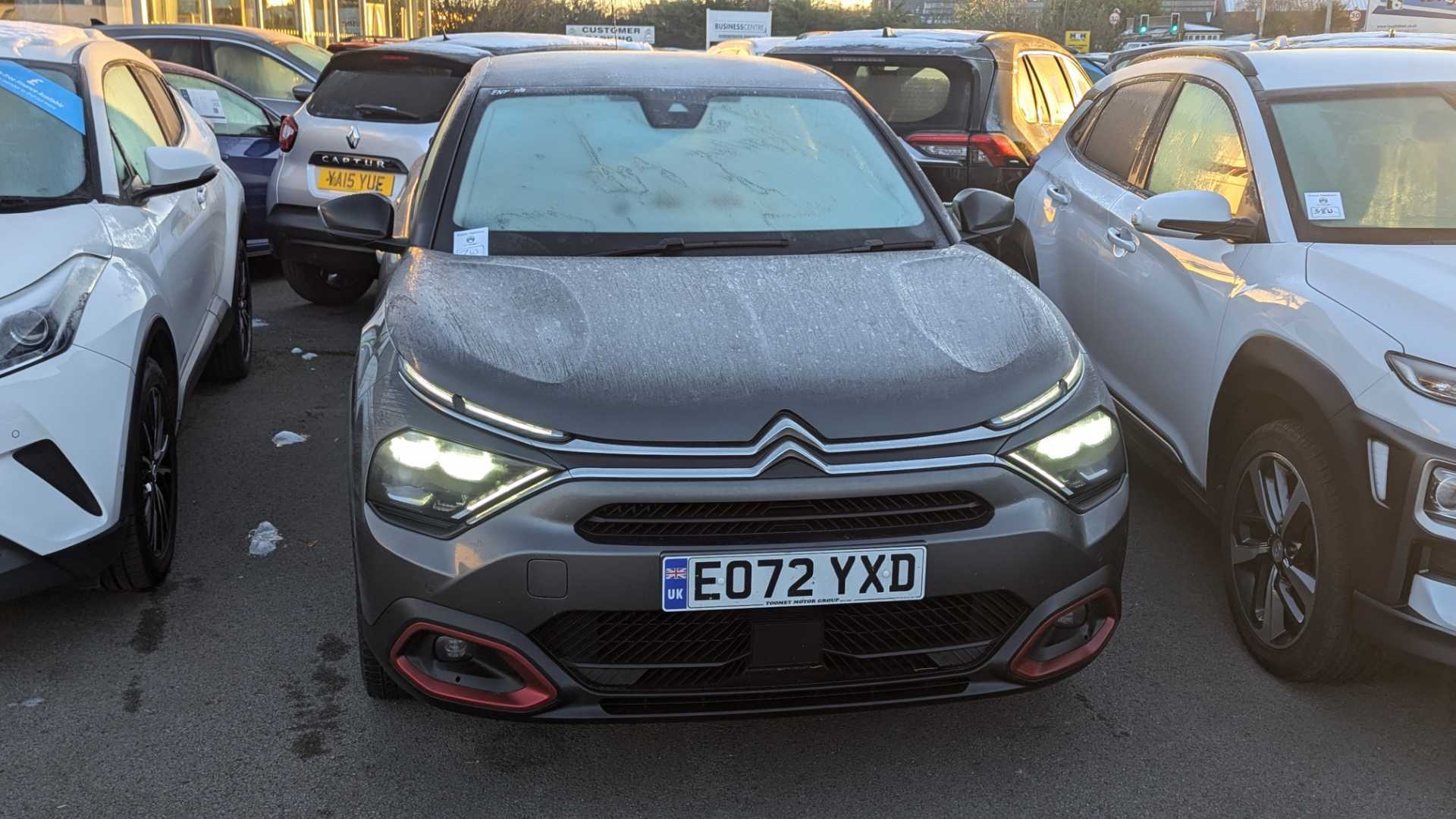 Main listing image - Citroen C4