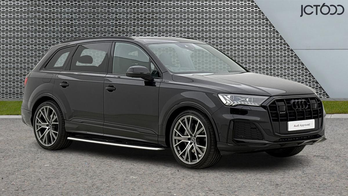 Main listing image - Audi Q7