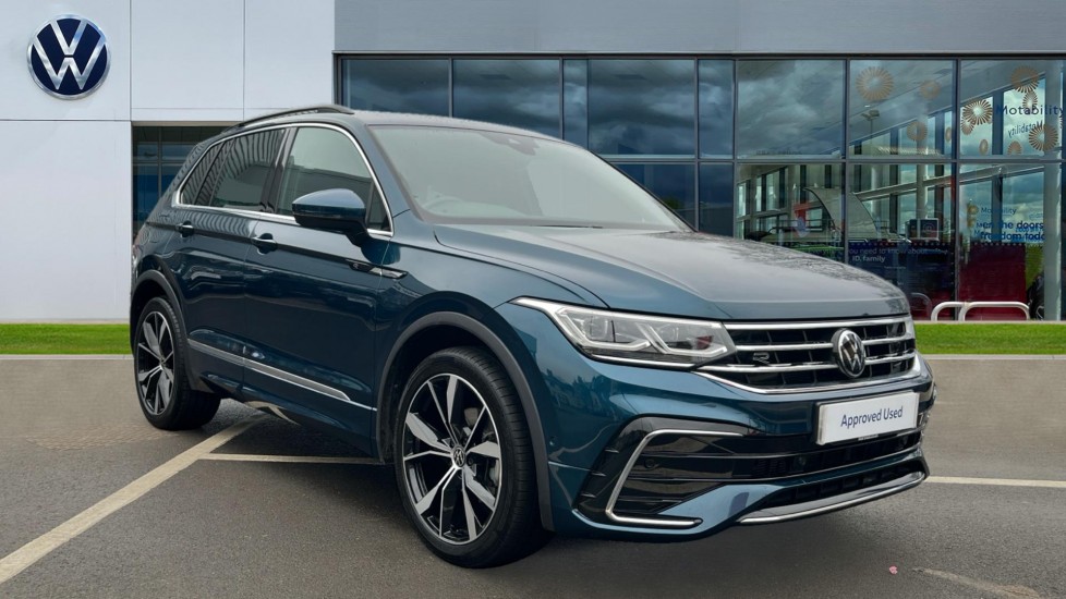 Main listing image - Volkswagen Tiguan