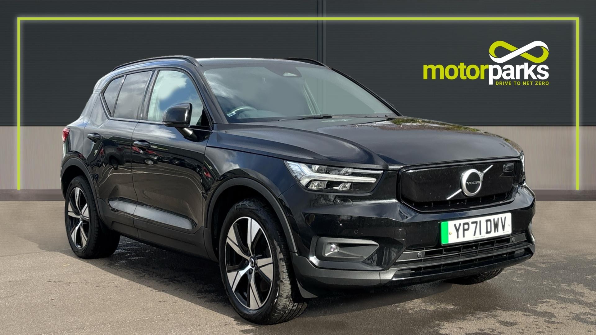 Main listing image - Volvo XC40 Recharge