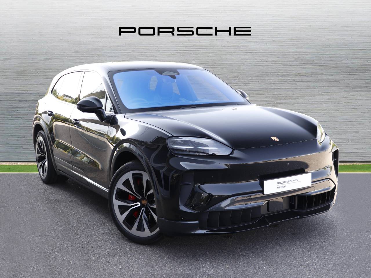 Main listing image - Porsche Cayenne Electric