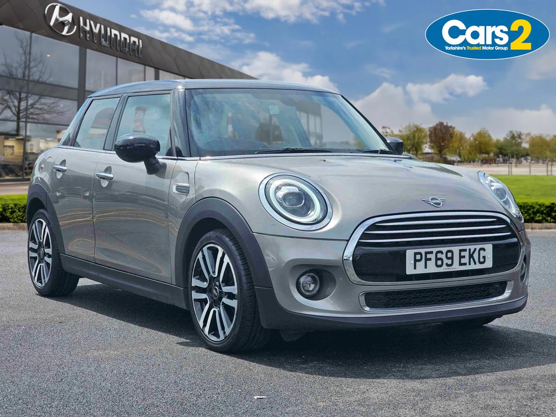 Main listing image - MINI Hatchback