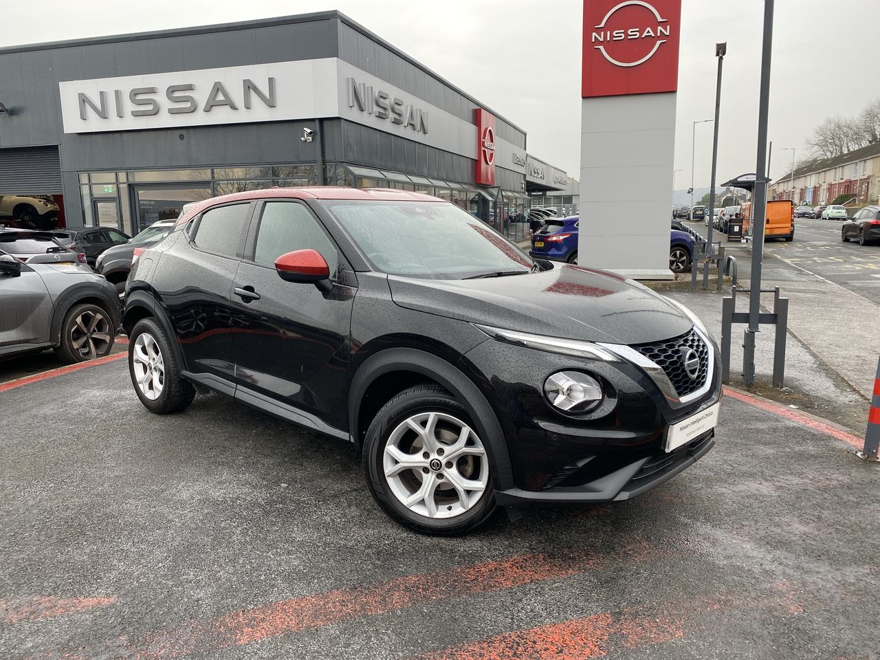 Main listing image - Nissan Juke