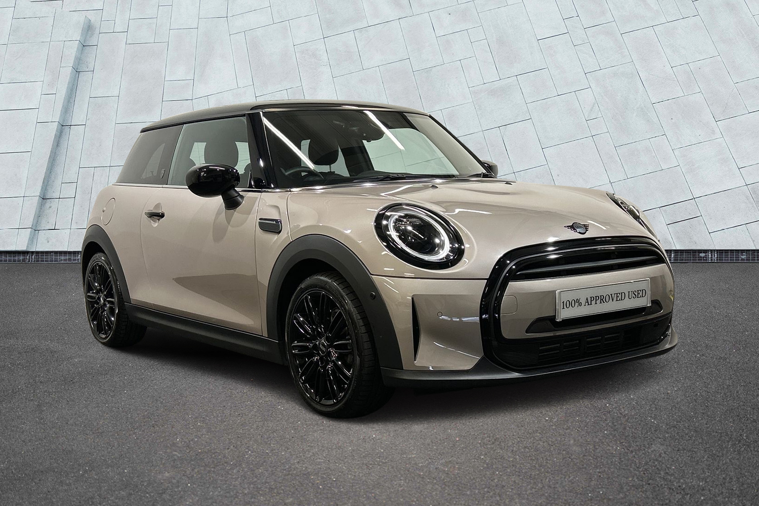 Main listing image - MINI Hatchback