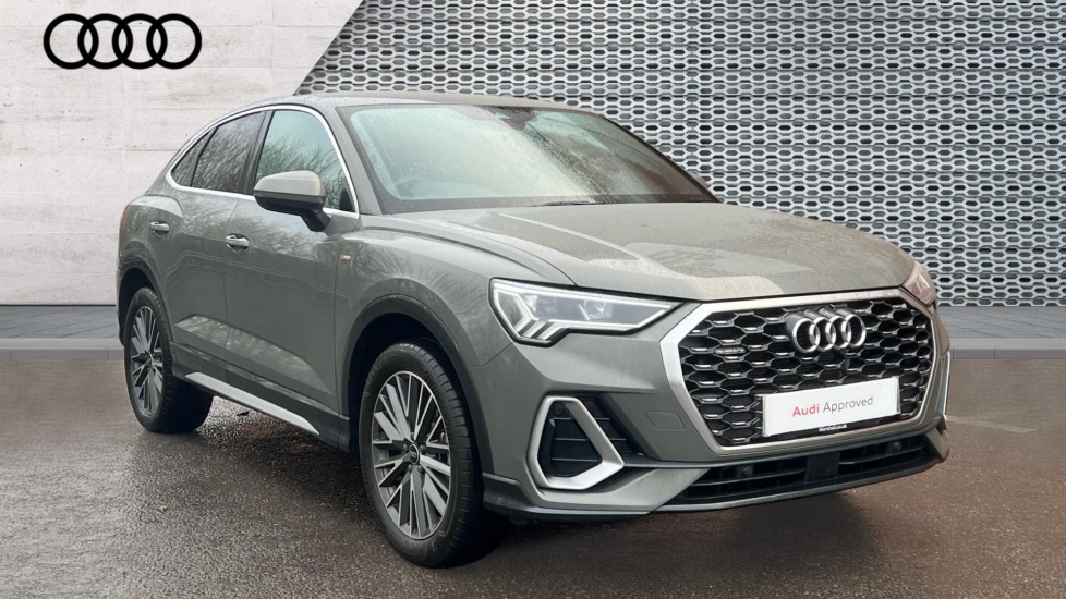 Main listing image - Audi Q3