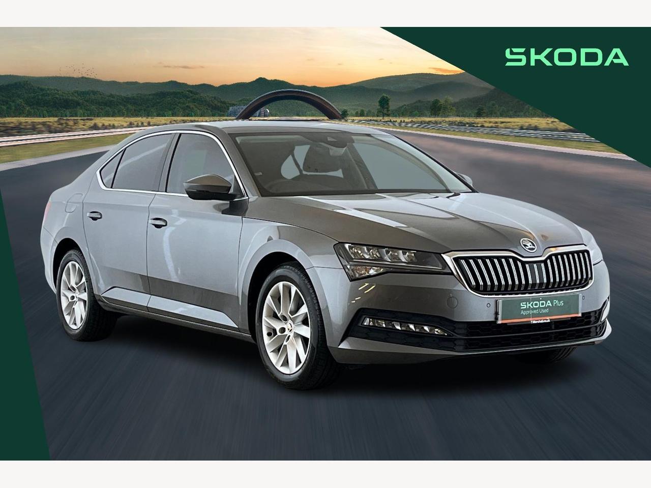 Main listing image - Skoda Superb