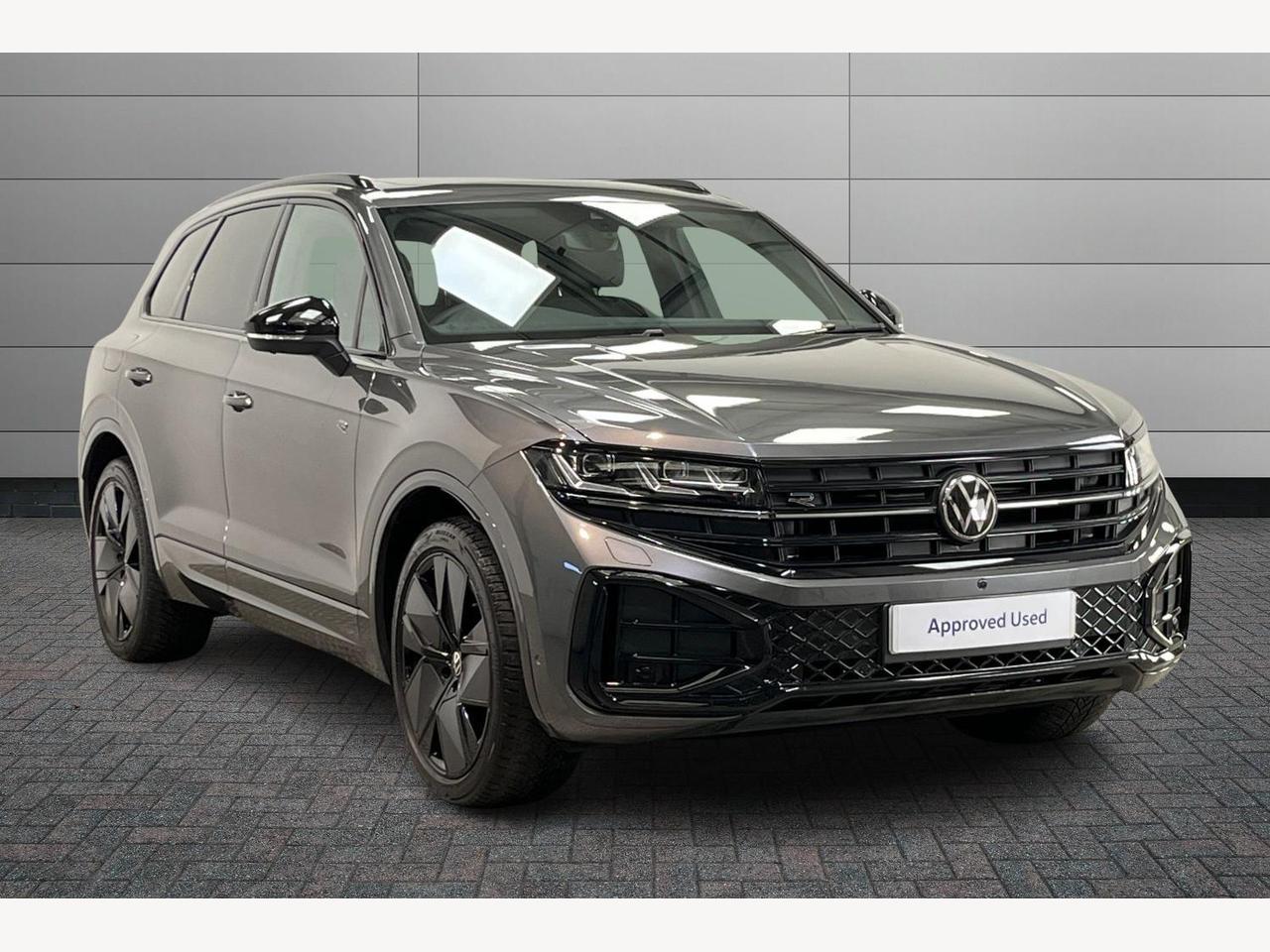 Main listing image - Volkswagen Touareg