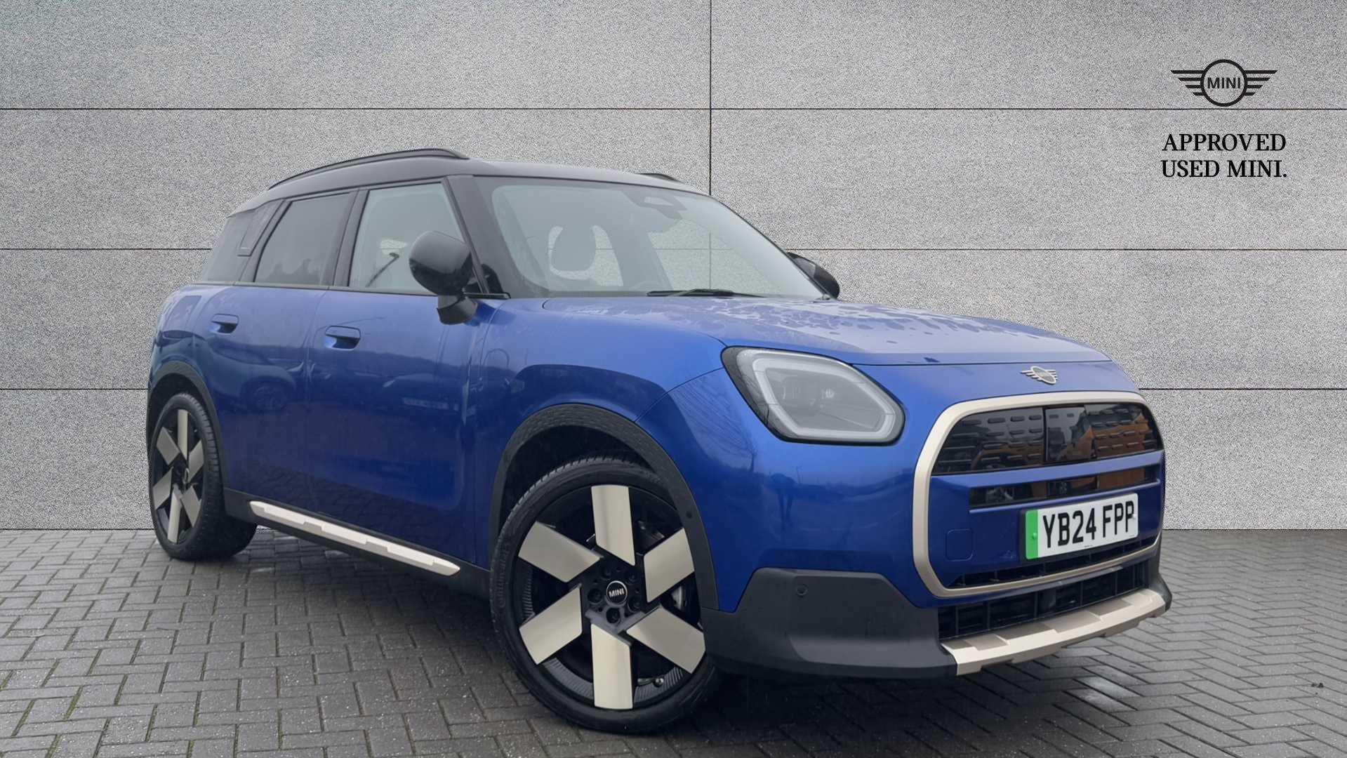 Main listing image - MINI Countryman