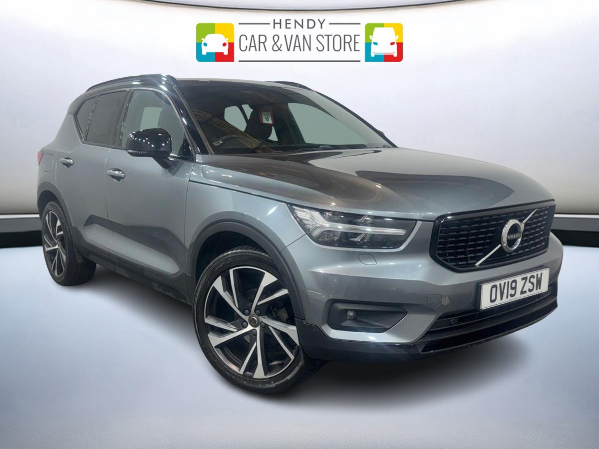 Main listing image - Volvo XC40