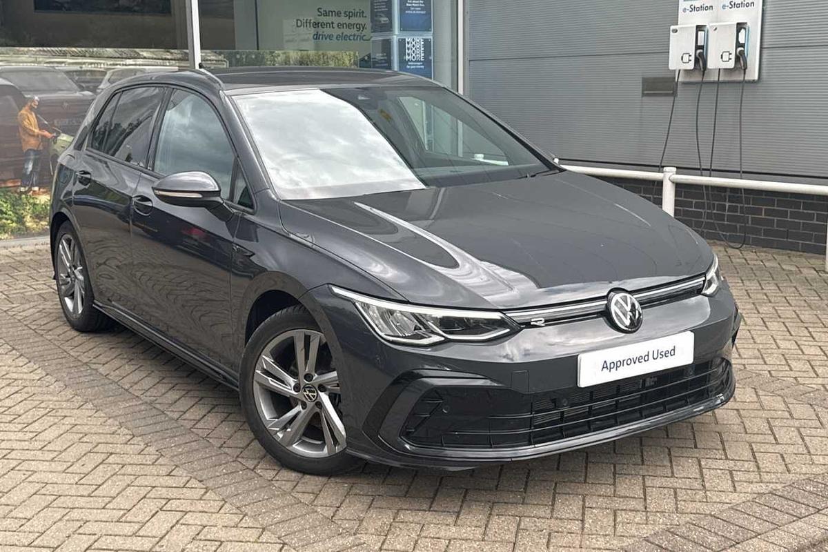 Main listing image - Volkswagen Golf