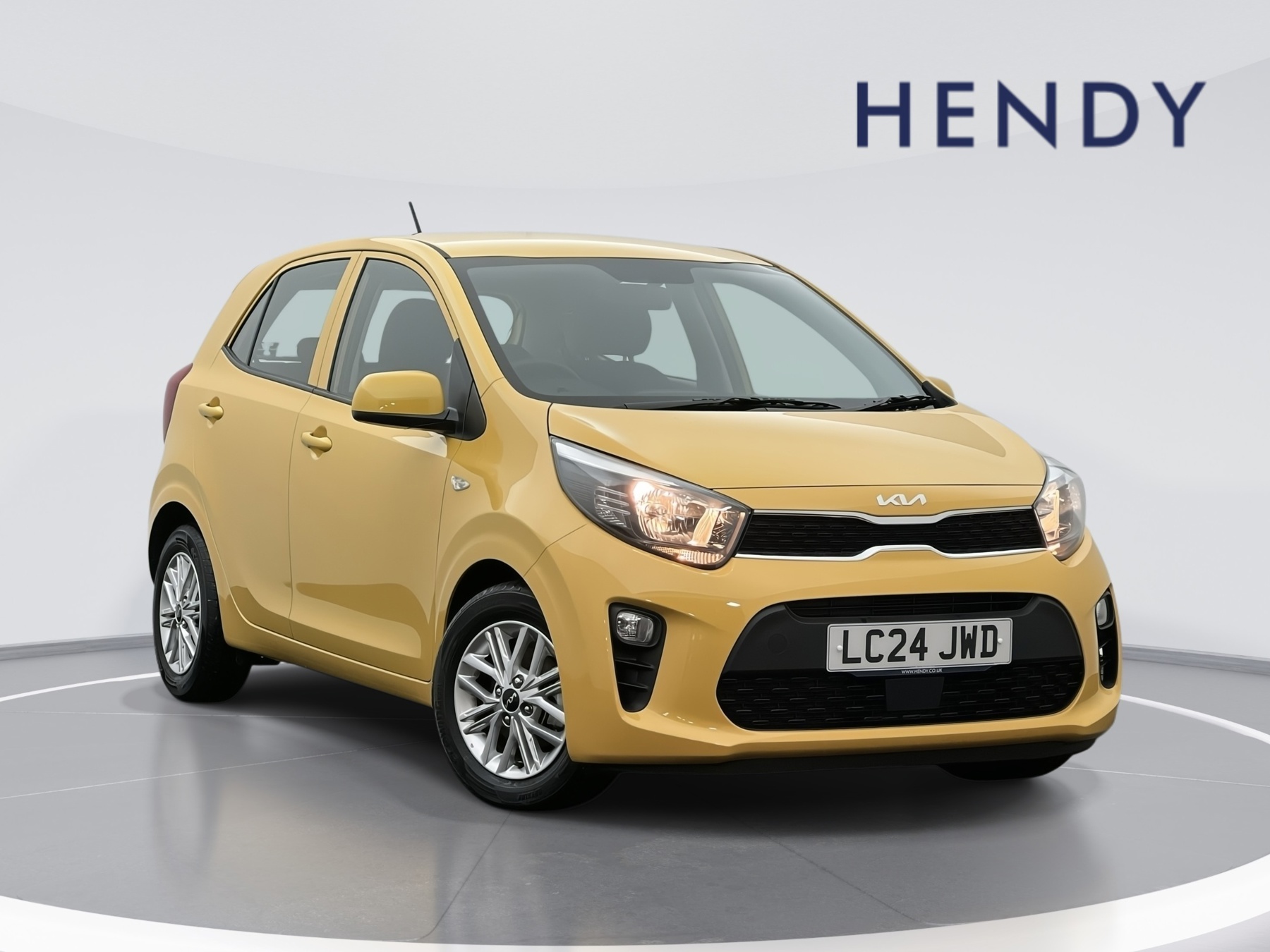 Main listing image - Kia Picanto