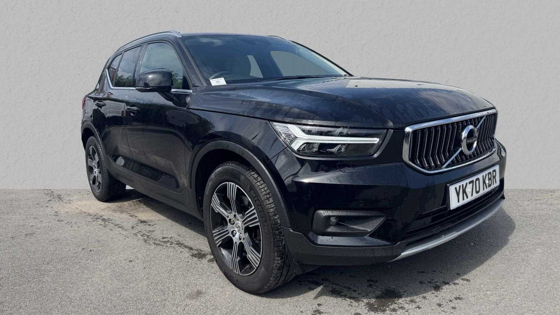 Main listing image - Volvo XC40