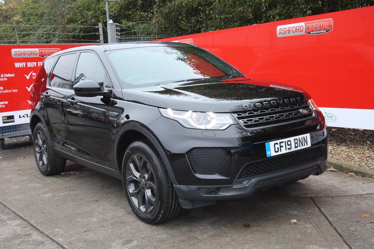 Main listing image - Land Rover Discovery Sport