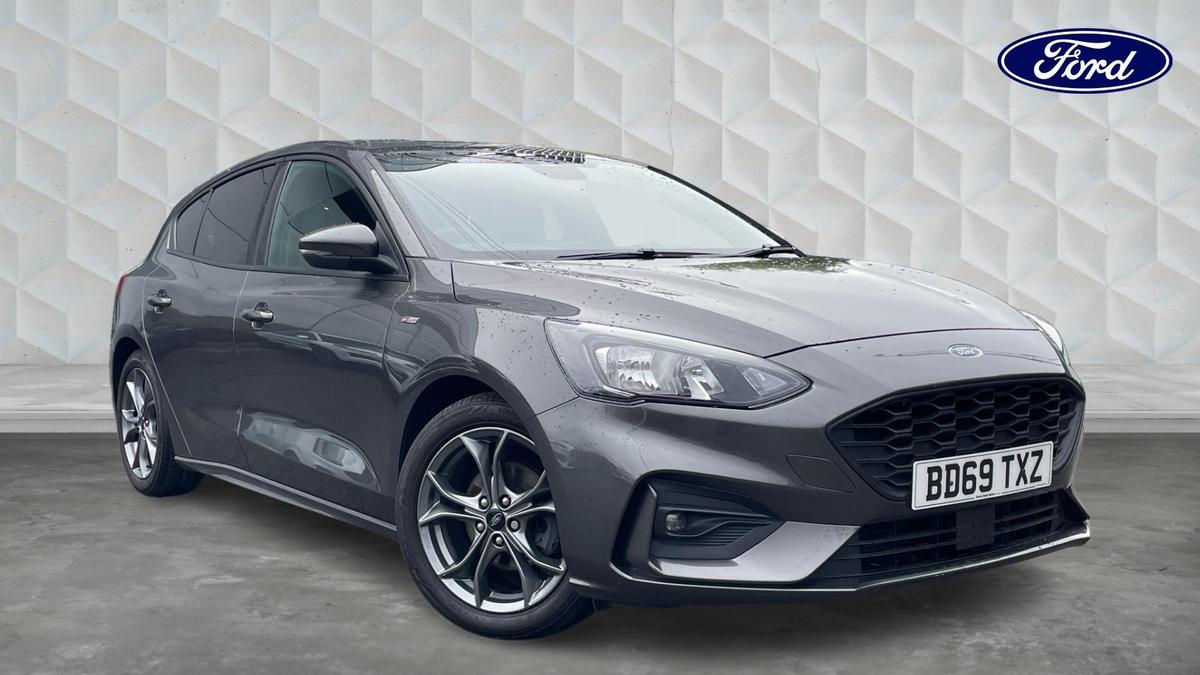 Main listing image - Ford Focus