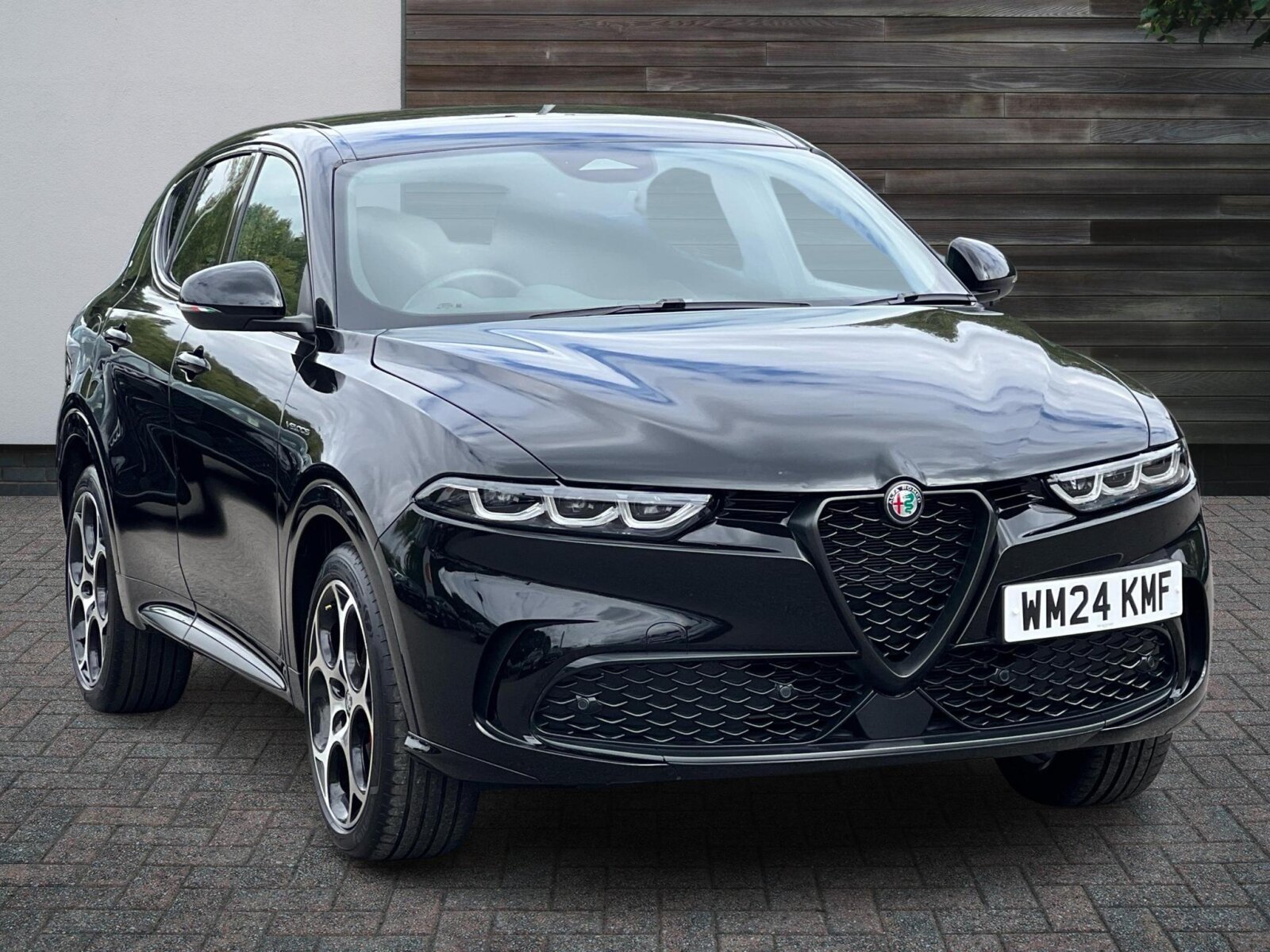 Main listing image - Alfa Romeo Tonale
