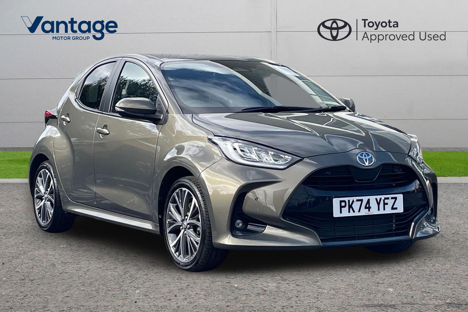Main listing image - Toyota Yaris