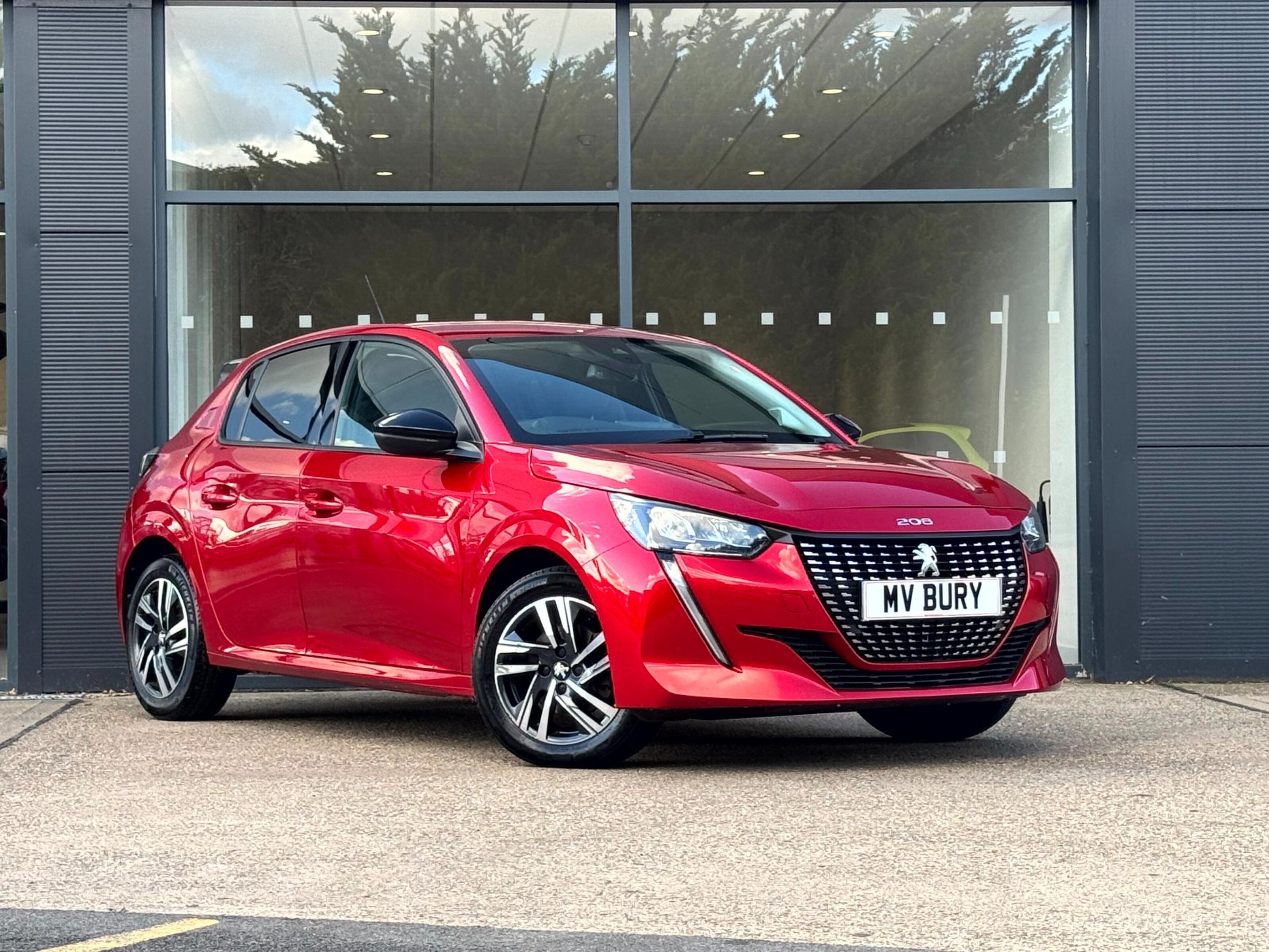 Main listing image - Peugeot 208