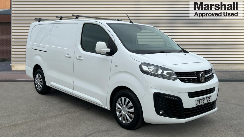 Main listing image - Vauxhall Vivaro