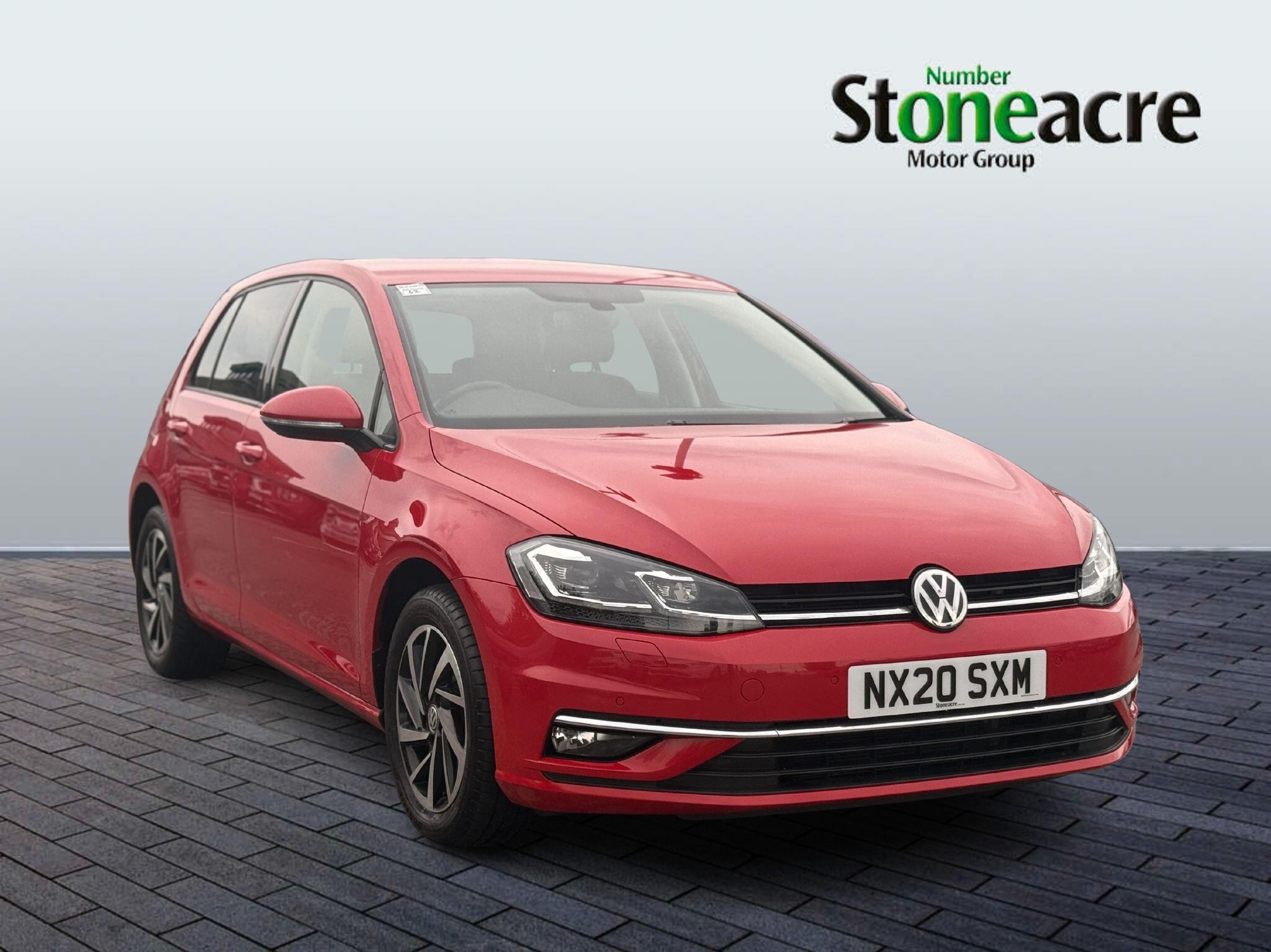 Main listing image - Volkswagen Golf