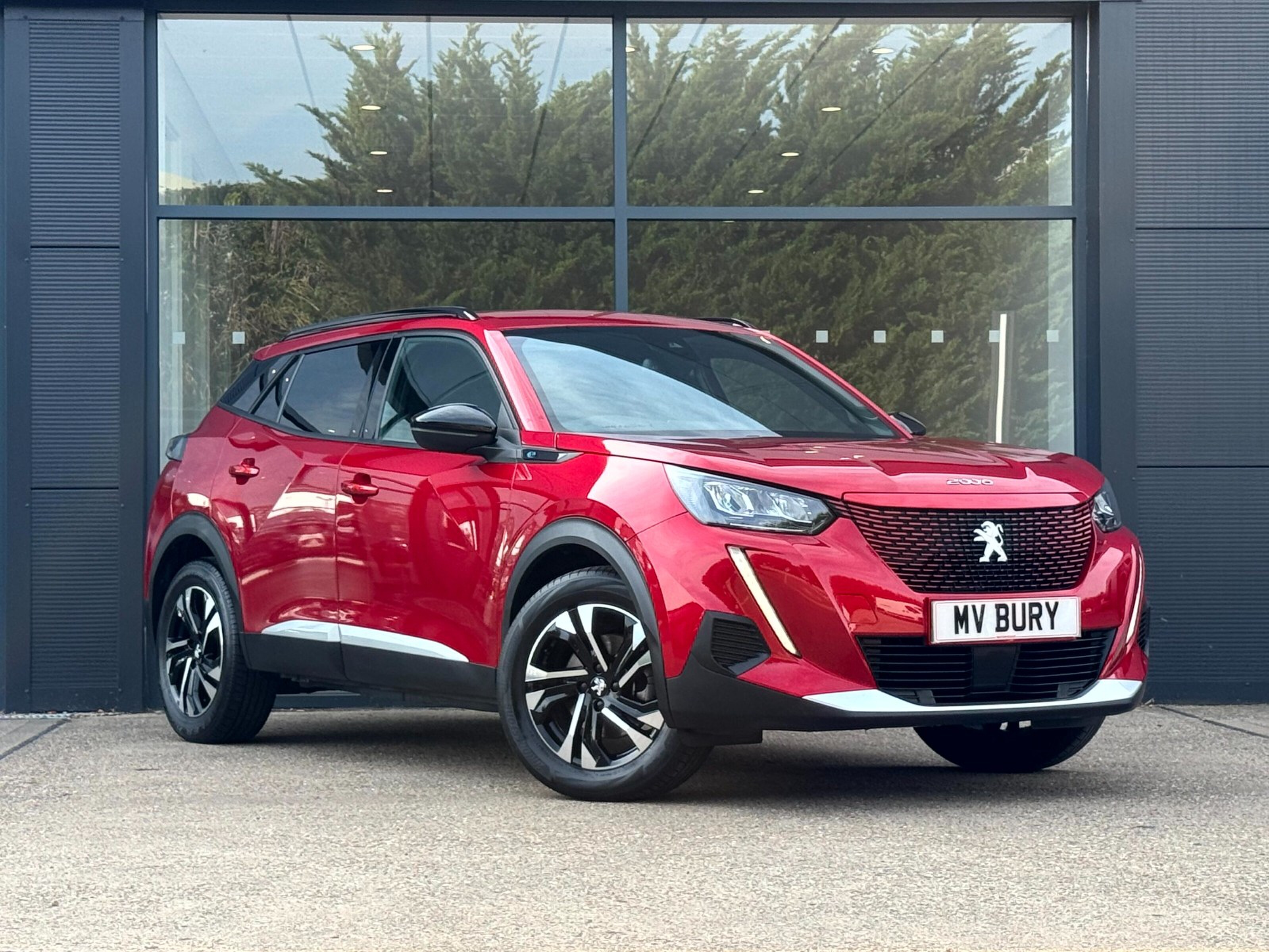 Main listing image - Peugeot 2008