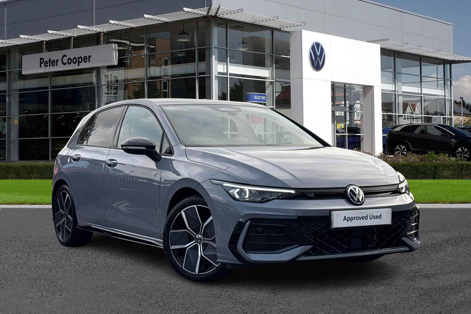 Main listing image - Volkswagen Golf