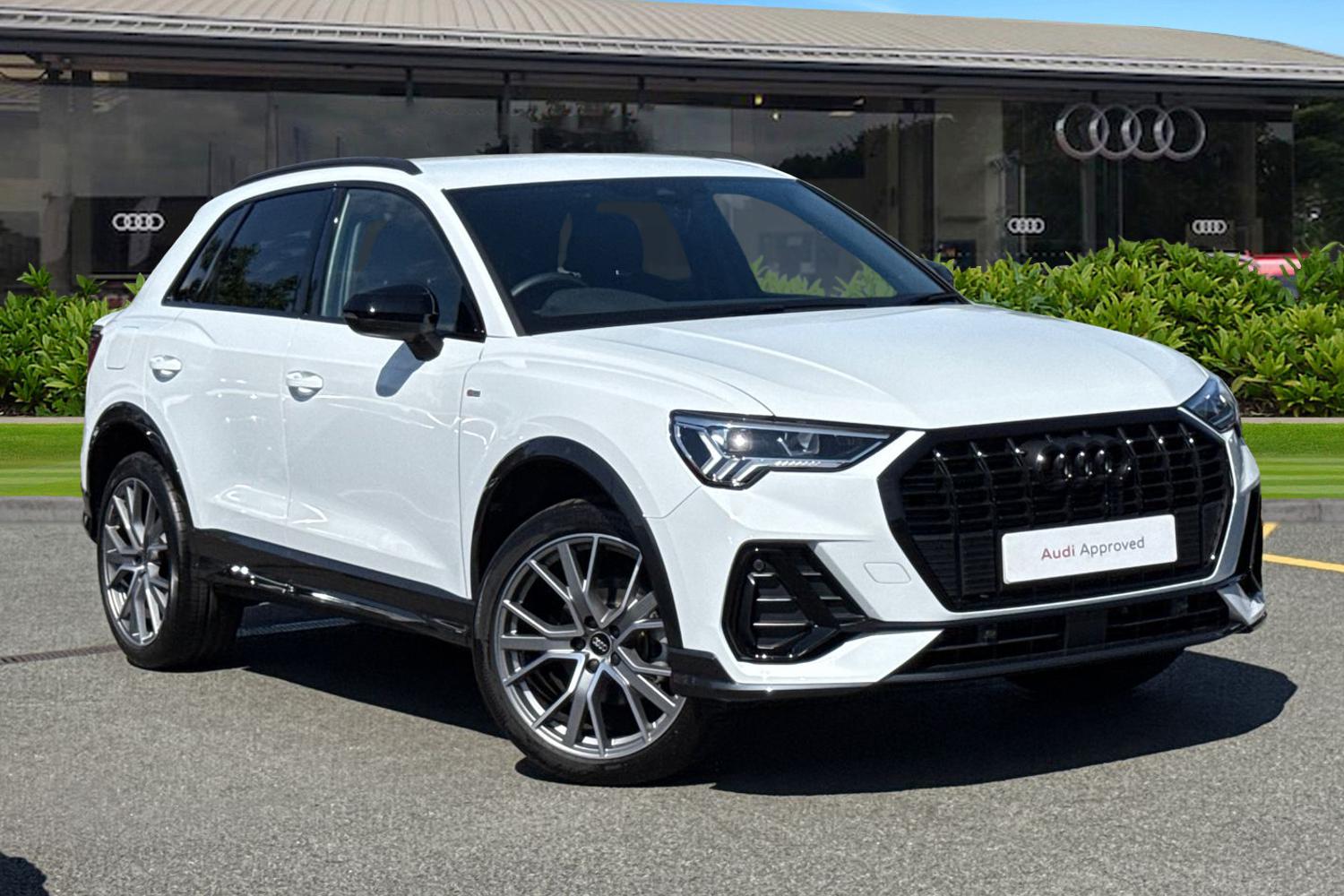 Main listing image - Audi Q3