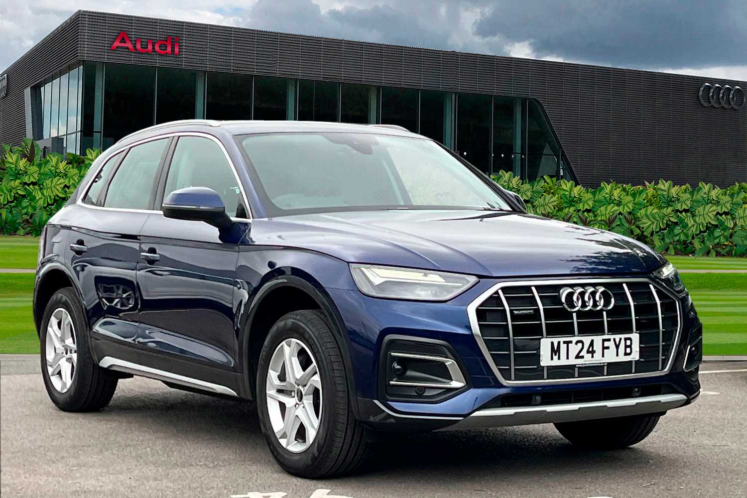 Main listing image - Audi Q5