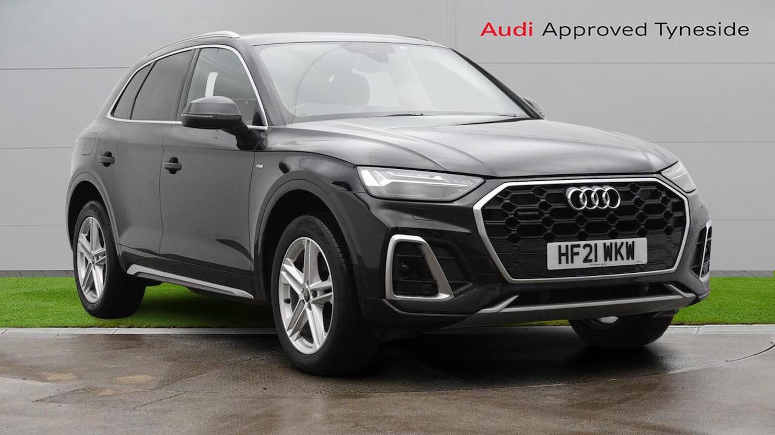 Main listing image - Audi Q5