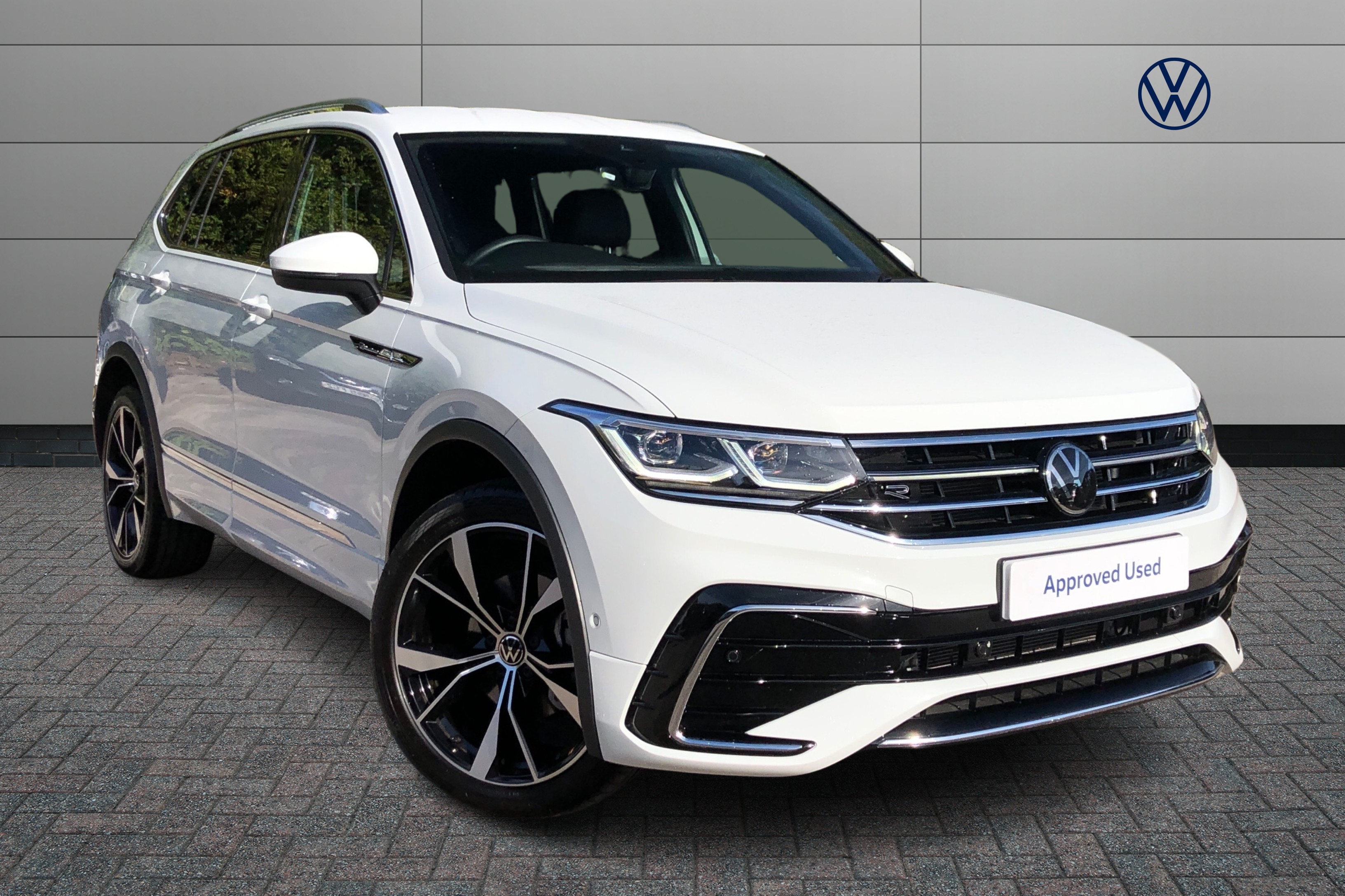 Main listing image - Volkswagen Tiguan Allspace